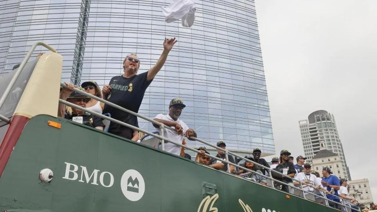 NBA-Meister Bucks verlängert Vertrag mit Trainer Budenholzer