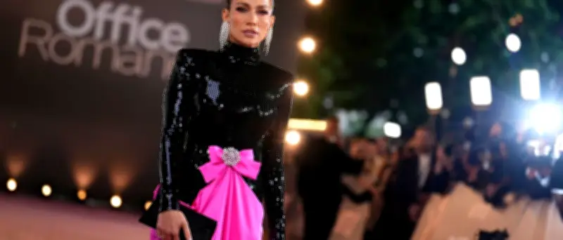 Netflix-Hit "Office Romance": Jennifer Lopez erobert die Charts