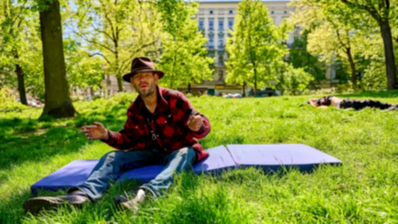 Obdachloser Manni am Helmholtzplatz: „Die können mich nicht verjagen“