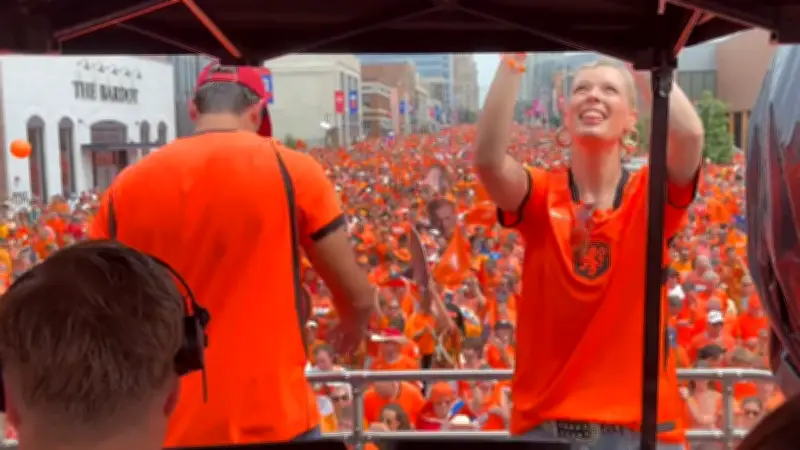 Oranje-Wahnsinn in Kansas City: BILD-Reporter erlebt Party vor WM-Spiel