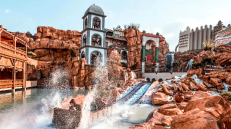 Phantasialand 2026: Infos zu Attraktionen, Tickets und Öffnungszeiten