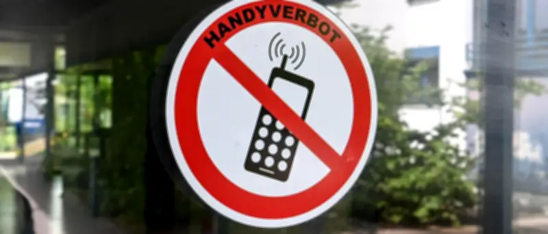 Polen plant Handyverbot an Grundschulen ab 2026