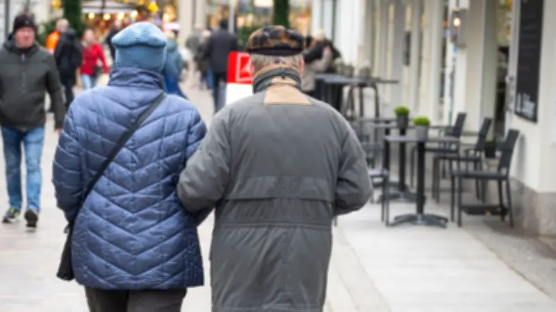 Rentenkommission schlägt Zusatzrente und längeres Arbeiten vor