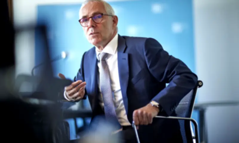 Rentenkommission: Wirtschaft lobt Pläne, Gewerkschaften kritisieren scharf