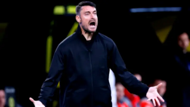 Riera attackiert Götze und Burkardt: Schwere Vorwürfe gegen Eintracht
