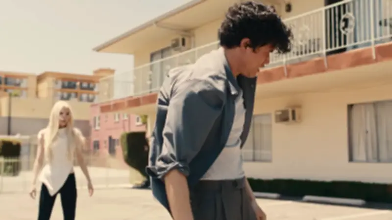 Rolling Stones: Hollywood-Paar im Video zu „Jealous Lover“