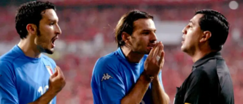 Schiri-Skandal bei WM 2002: Sechs Kilo Heroin und ein italienisches Trauma