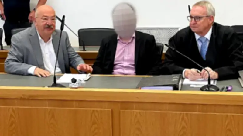 Schüsse im Wettbüro Gießen: Prozessauftakt ohne Aussage des Angeklagten