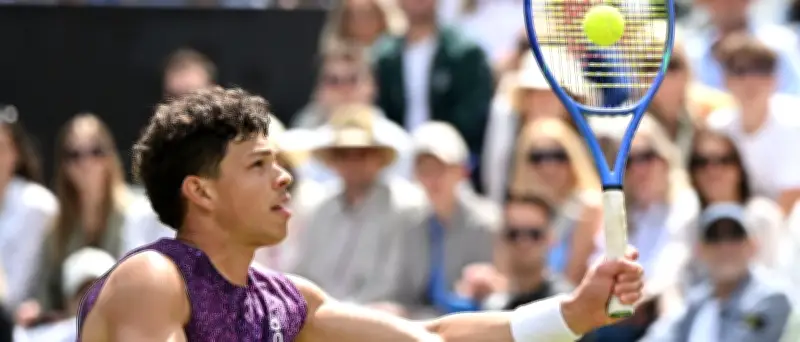Shelton gewinnt Tennis-Turnier in Stuttgart – Deutscher Doppel-Titel