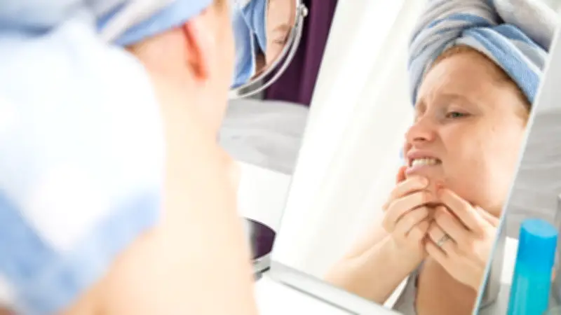 Skin Picking und Trichotillomanie: Wenn der Körper zum Stressventil wird