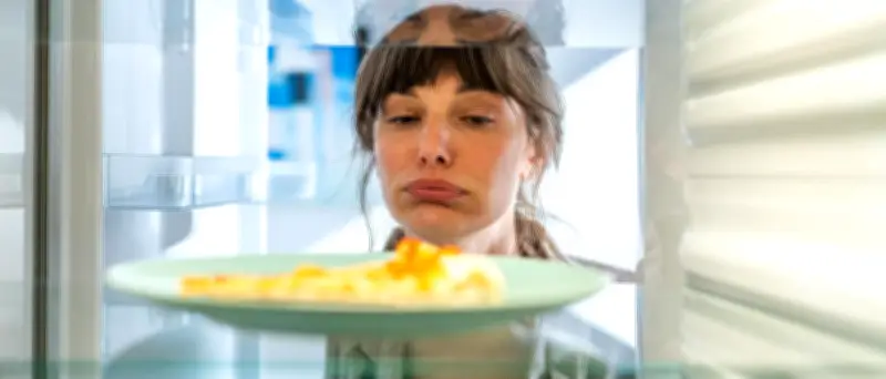 Sommerlicher Appetitverlust: Warum wir bei Hitze weniger essen