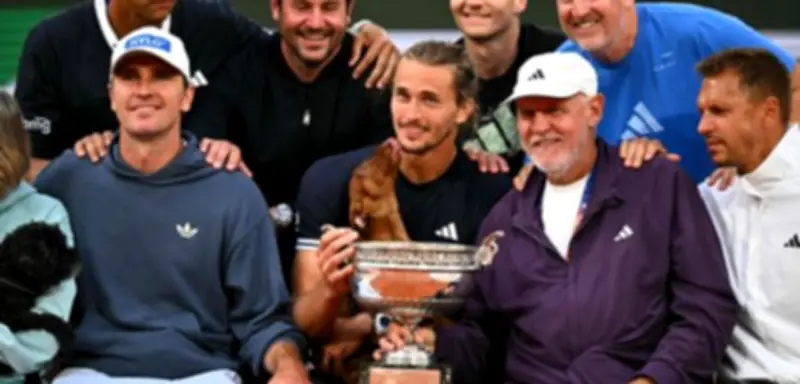 Sophia Thomalla schenkt Zverev Dackelwelpen zum French-Open-Sieg