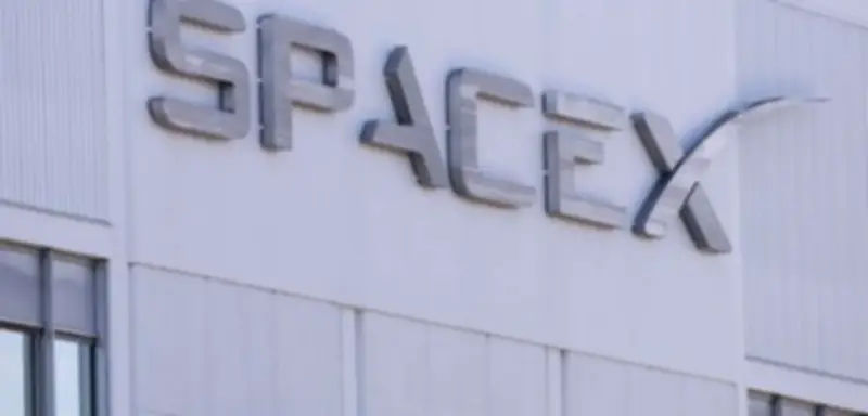 SpaceX schließt Mega-Deal mit Google vor Börsengang