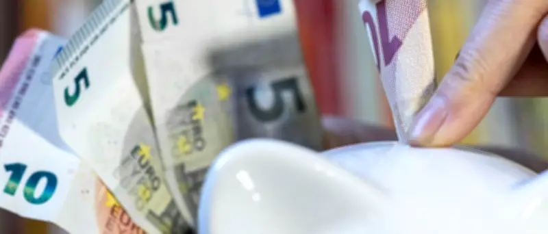Sparkassen zahlen oft nur 0,4 Prozent Zinsen auf Tagesgeld