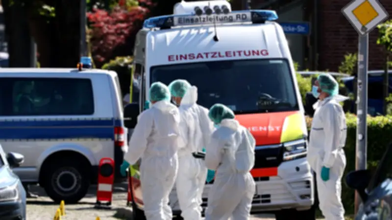 Stade-Killer im AMG gestoppt: Sechs Tote bei Schüssen in Mutter-Kind-Heim