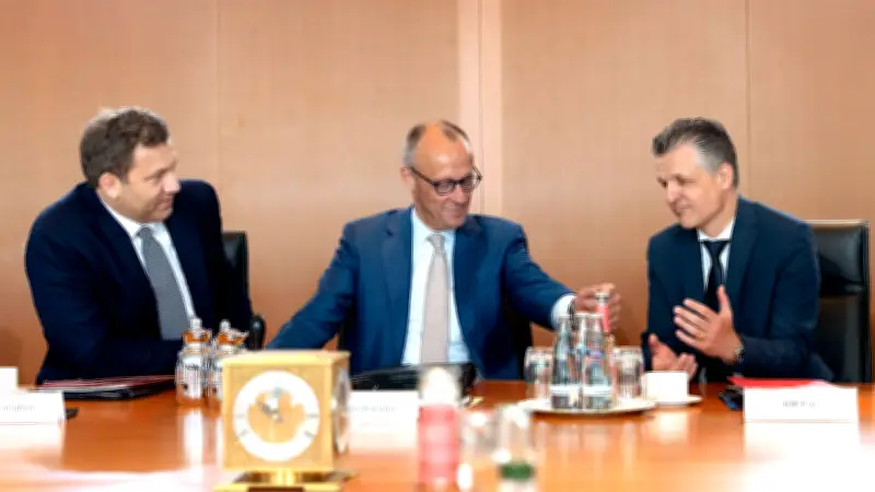 Steuergipfel in Berlin: Entlastung für kleine Einkommen, Mehrbelastung für Reiche