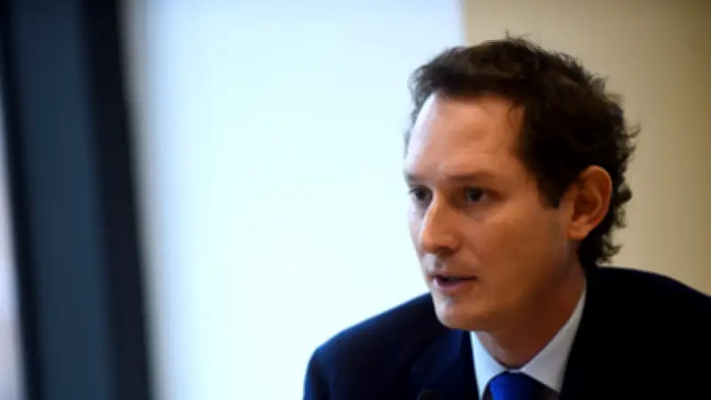 Streit um Fiat-Erbe: Mutter von John Elkann zieht vor Gericht