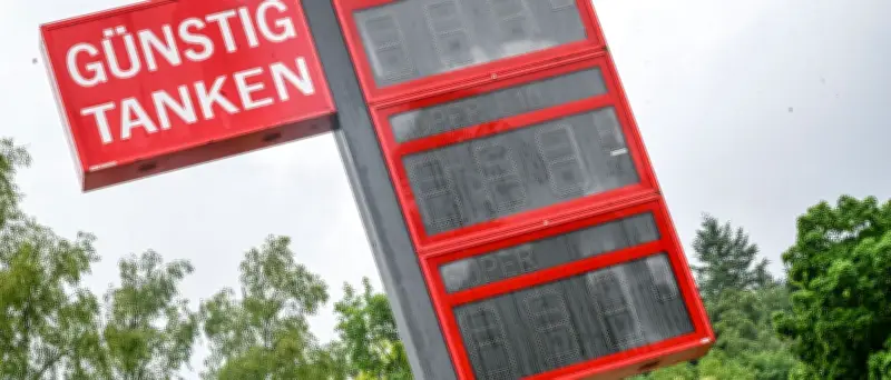 Tankrabatt läuft aus: Spritpreise steigen trotz fallendem Ölpreis