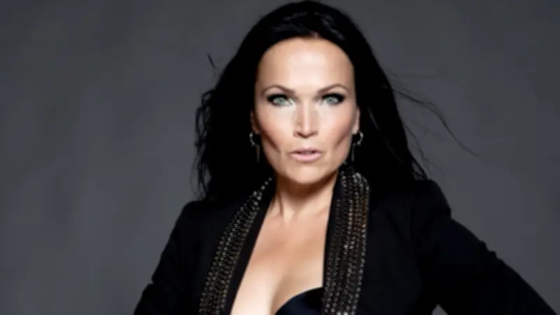 Tarja zurück mit „Frisson Noir“: Meet & Greet für guten Zweck