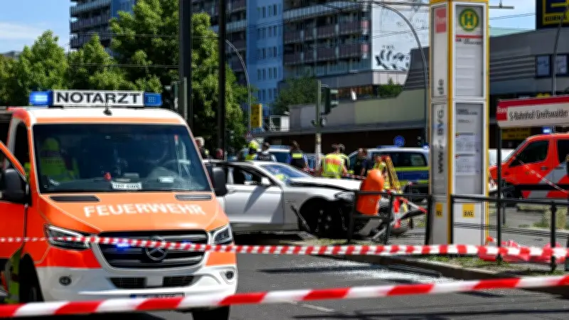 Tödlicher Unfall an Tram-Haltestelle in Berlin: Ermittler rekonstruieren Crash
