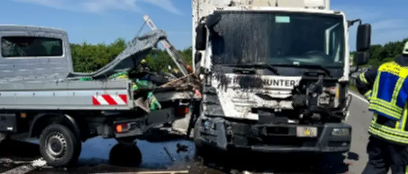 Tödlicher Unfall auf A31 im Emsland: Zwei Arbeiter sterben