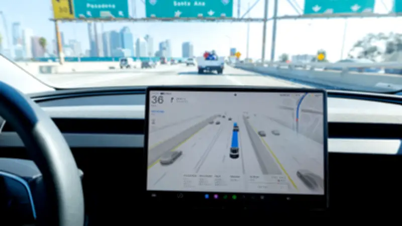 Tesla-Unfall in Texas: NHTSA untersucht tödlichen Crash einer 76-Jährigen