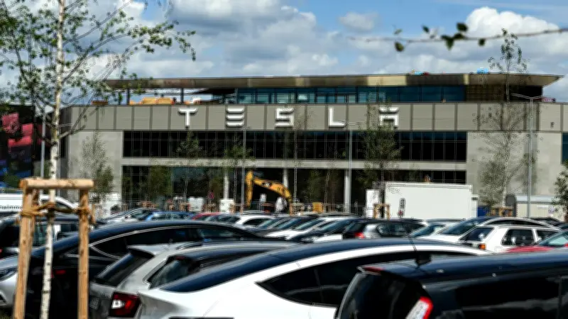 Tesla will 1000 neue Mitarbeiter in Gigafactory Grünheide einstellen