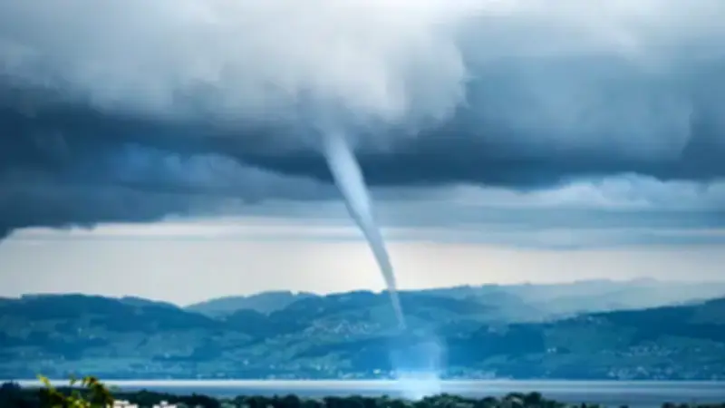 Tornadogefahr in Deutschland: So schützen Sie sich bei einem Wirbelsturm