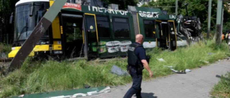 Tram-Unfall in Berlin-Lichtenberg: War die Bahn zu schnell?