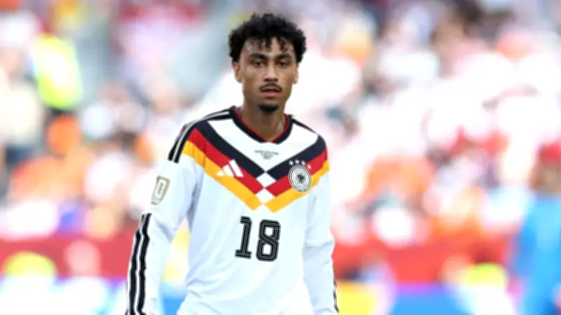 Transfer fix: Bayern holt Nathaniel Brown für 55 Millionen Euro