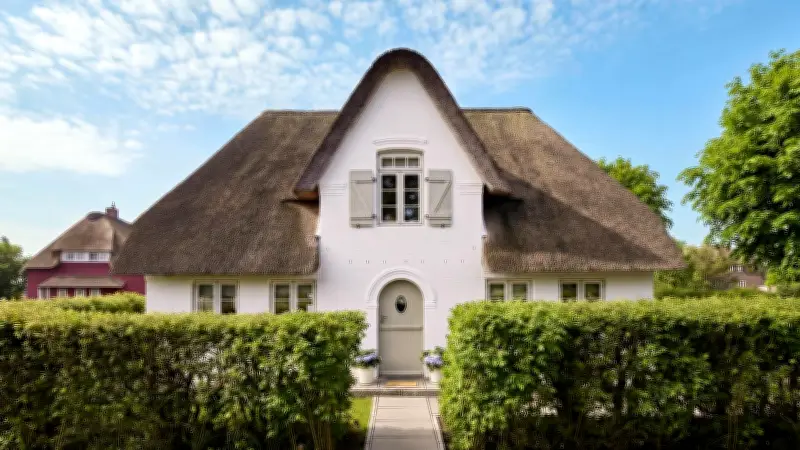 Traumhaus Amrum: Friesenhaus für 1,9 Mio. Euro gewinnen