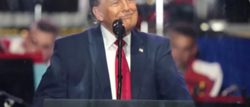 Trump eröffnet US-Jubiläumsfeiern mit Selbstlob und Wahlkampfrhetorik