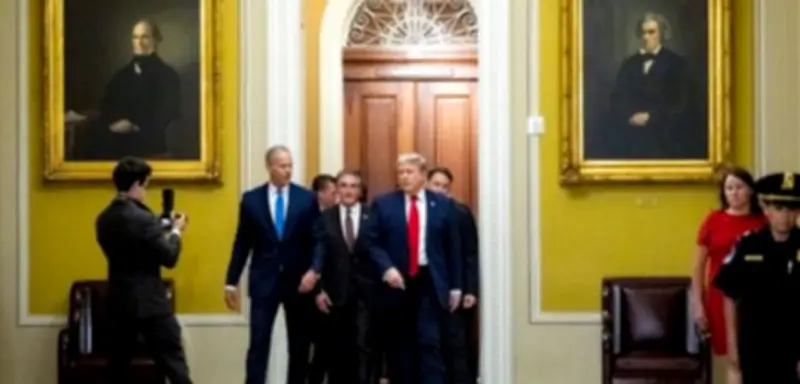 Trump legt sich im Wahlrechtsstreit mit eigener Partei an