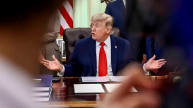 Trump schwänzt WM-Start: Nur Rubio und Mullin beim US-Spiel