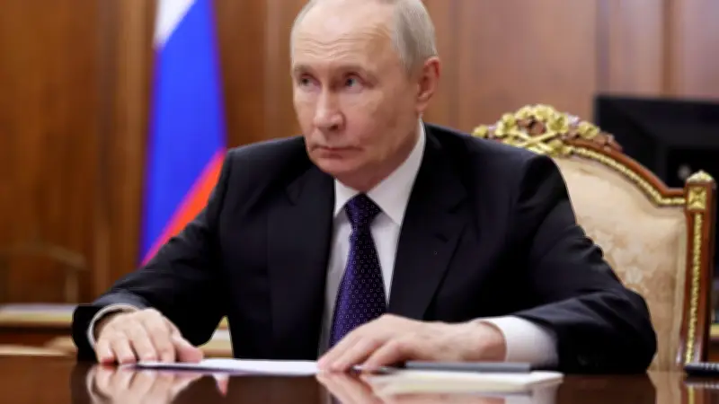 Ukraine-Krieg: Explosionen an Gaspipeline in Russland, neues EU-Sanktionspaket