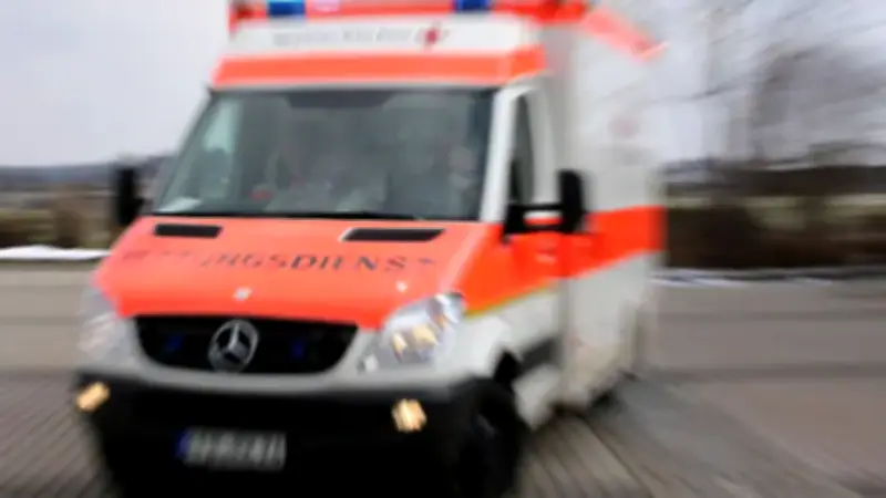 Unfall in München: Auto erfasst 87-jährigen Radfahrer – schwer verletzt