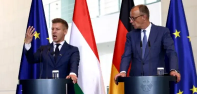 Ungarns Premier verliert im Kanzleramt die Fassung
