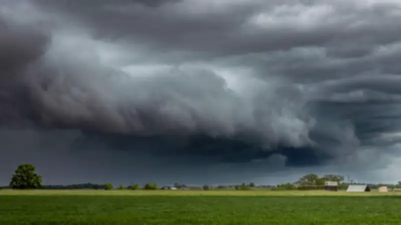 Unwetterwarnung: Schwere Gewitter und Starkregen in Baden-Württemberg