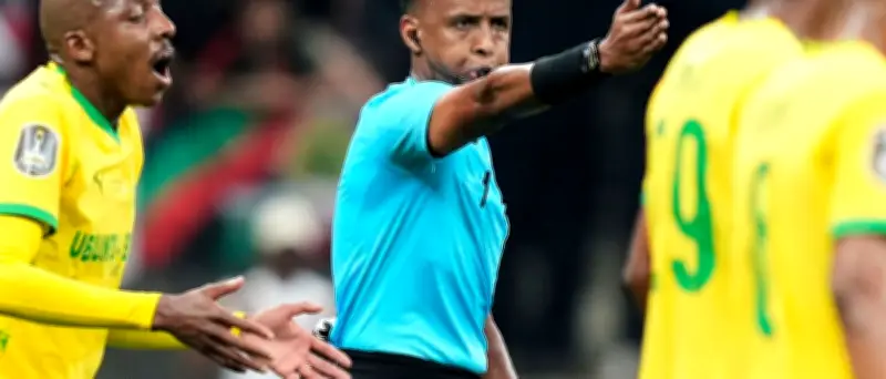 USA wies ihn ab: Somalischer Referee leitet nun UEFA Supercup