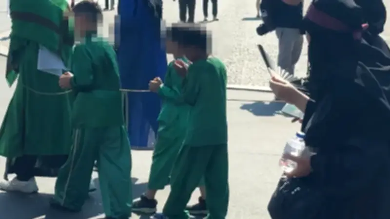 Verstörende Islamisten-Demo in Berlin: Kinder in Ketten bei 40 Grad