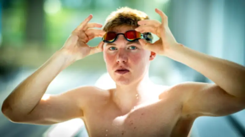 Vom Krankenbett zur Rekordzeit: Nils Nolte schwimmt zur Jugend-EM
