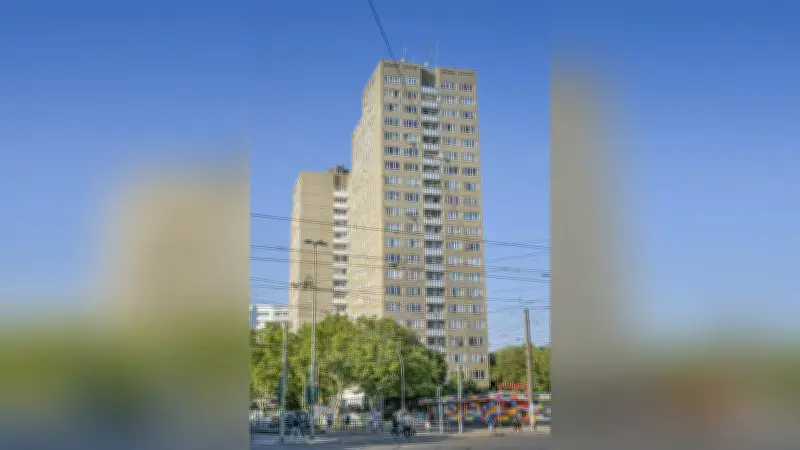 Vom „Tunnel des Grauens“ zum Jugendklub: Berlins spektakuläre Verwandlung