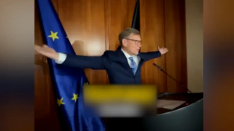 Wadephul parodiert Pressekonferenz: Angemessen oder nicht?