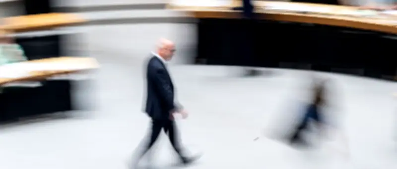 Wegner fordert mehr Abstand von SPD und Grünen zur Linken