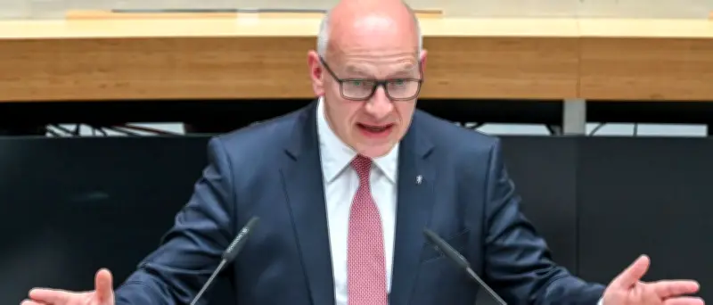 Wegner: Vertrauensverhältnis zu Ex-Digitalisierer Hundt „nachhaltig zerstört“