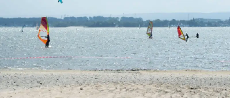 Weißer Phosphor an der Ostsee: Kampfmittelräumdienst in Heikendorf im Einsatz