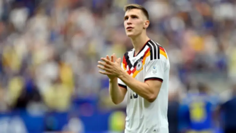 WM-Aus für BVB-Star: Schlotterbecks Innenbandriss – Team-Hotel-Drama