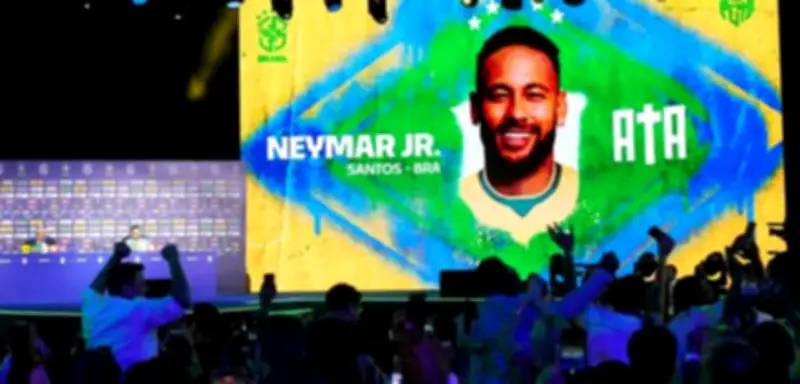 WM der alten Männer: Neymar, Ronaldo, Messi und ein Oberliga-Kicker