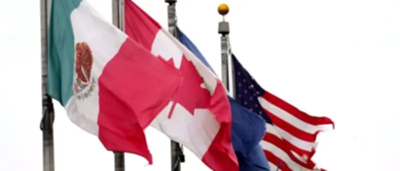 WM-Gastgeber: Deutsche wandern weniger in USA und Kanada aus