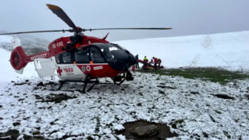 Wunder in Tirol: Deutscher überlebt Nacht im Schnee nach Absturz